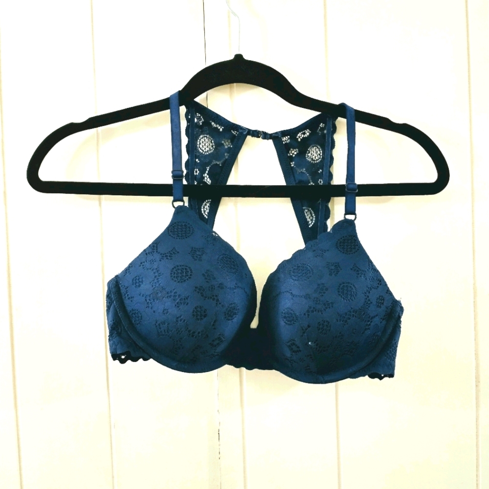 Aerie navy lace bra